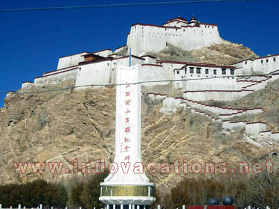 Tibet Tour Gyantse Fortress