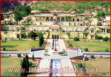 Sisodia Rani Garden-Jaipur