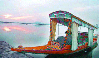 Srinagar House Boat, Srinagar