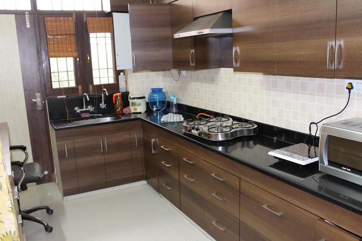 fully furnished kitchen design