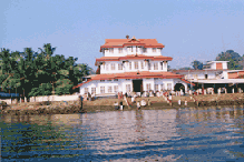 Meenkunnu Beach, Kannur