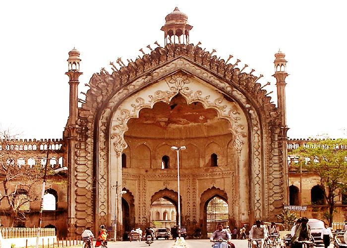 Rumi Darwaja, Lucknow