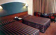 Hotel Revival Vadodara Room