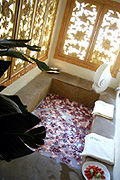 milk bath facility at Indian spa