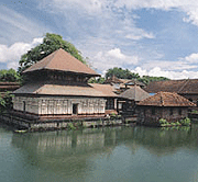 Ananthapuram Lake Temple, Kasaragod