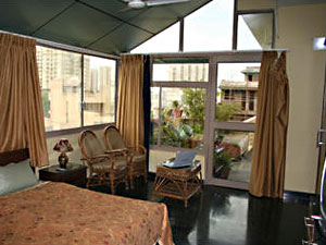The White Light Bed and Breakfast Room