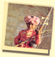 Le garon musicien du Rajasthan pendant Rajasthan un voyage! 