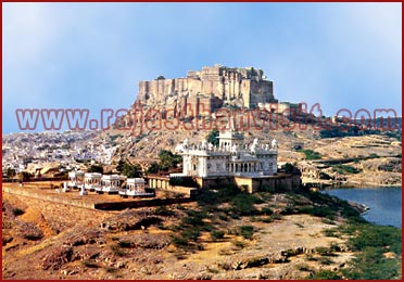 Mehrangarh fort (wide view)