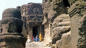 Kolvi Buddhist Caves, Jhalawar