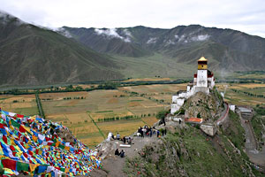 Yambulakhang Palace Tsedang